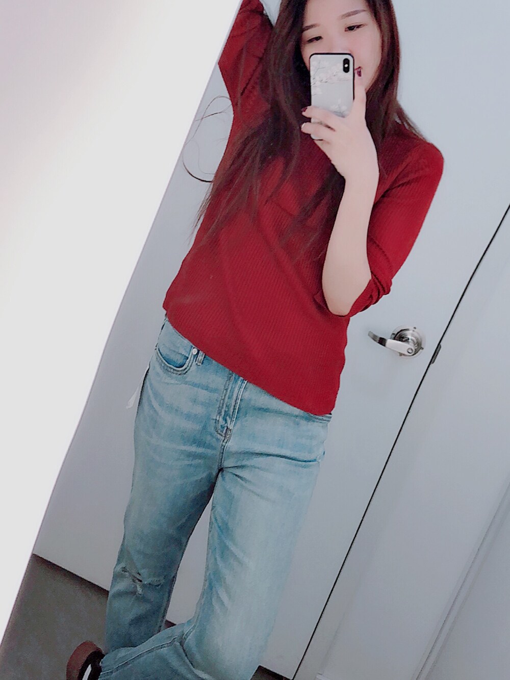 「ZARAのアイテム（ニット/セーター、ブラウン系）」を使った、Yingying_Rubyさん（レディース・173cm）の春コーディネートの1枚目の写真