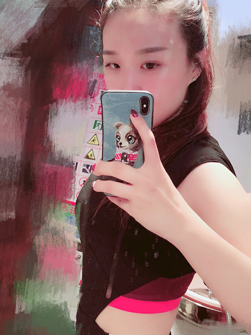 「PUMAのアイテム（スウェット、ブラック系）」を使った、Yingying_Rubyさん（レディース・173cm）の春コーディネートの1枚目の写真