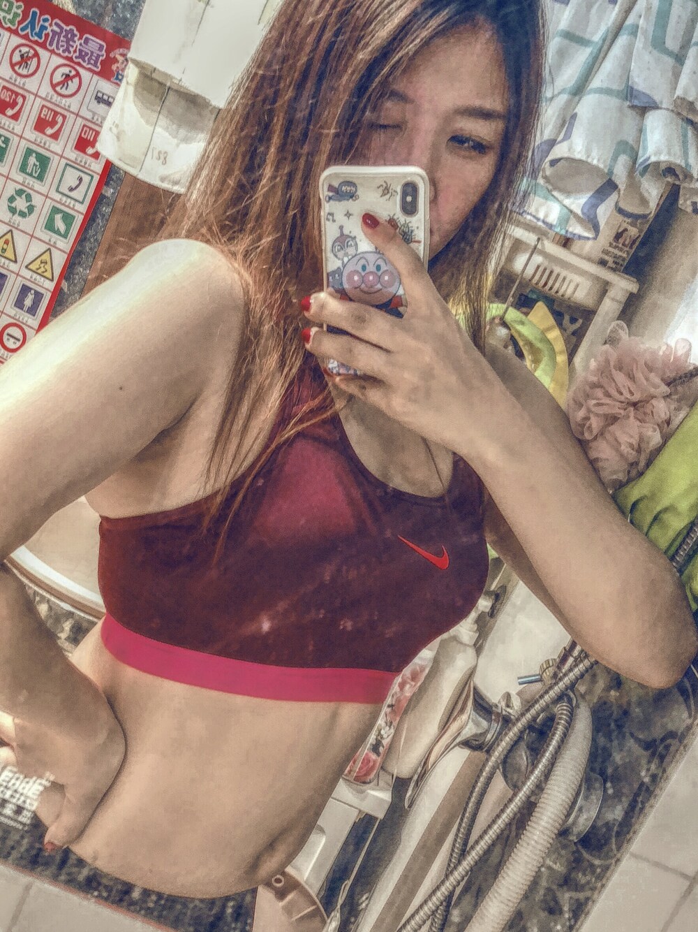 「NIKEのアイテム（ブラジャー、その他）」を使った、Yingying_Rubyさん（レディース・173cm）の秋コーディネートの1枚目の写真