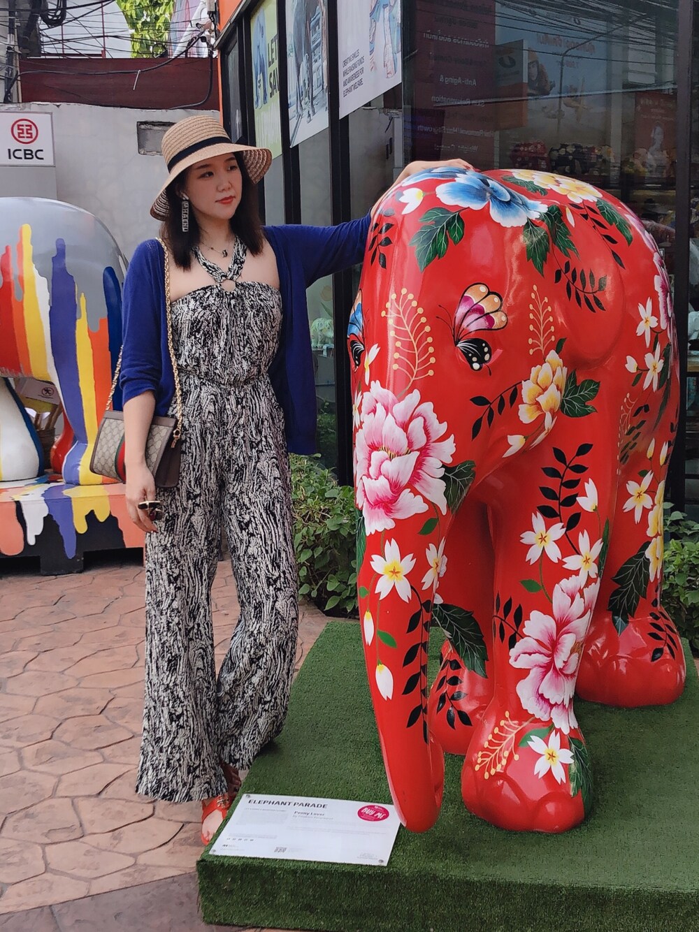 「BVLGARIのアイテム（ネックレス、ブラック系）」を使った、Yingying_Rubyさん（レディース・173cm）の夏コーディネートの1枚目の写真