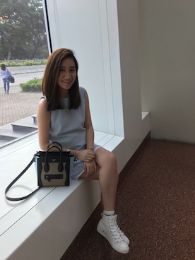 「CELINE（セリーヌ）のアイテム（ショルダーバッグ）」を使った、SwingSssさん（レディース・164cm）の秋コーディネート