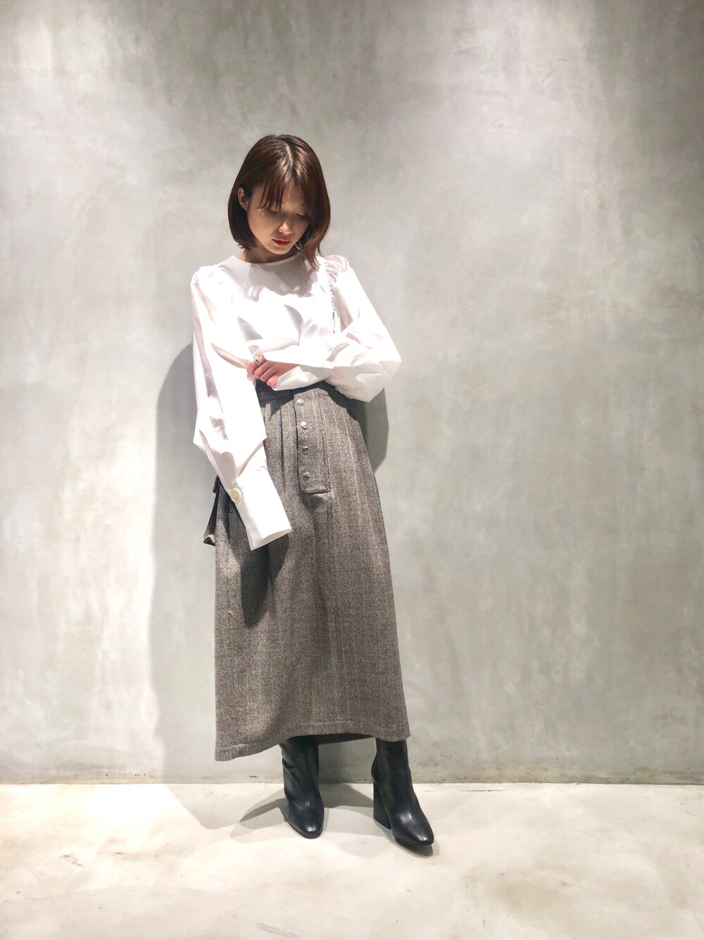 「スカート、オトナ女子、低身長、チェックスカート」｜「ELINのアイテム（スカート、ブラウン系）」を使った、AYAKATAMURAさん（レディース・151cm）の夏コーディネートの1枚目の写真