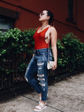 「ALDO（アルド）のアイテム（サンダル）」を使った、Ashley Jacklynさん（レディース・155cm）の夏コーディネート