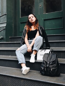 「MOTO」｜「アイテム（その他アウター）」を使った、Ashley Jacklynさん（レディース・155cm）の秋コーディネート