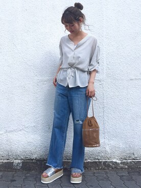 「eMMa（エマ）のアイテム」を使った、kusuda yoshikoさん（レディース・163cm）の春コーディネート