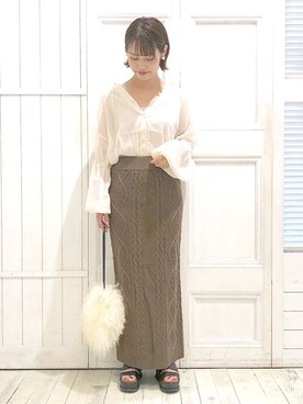 「mystic（ミスティック）のケーブルロングスカート（スカート）」を使った、kusuda yoshikoさん（レディース・163cm）の秋コーディネート