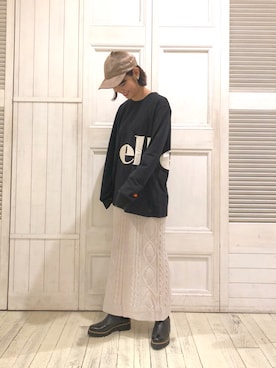 「Casselini（キャセリーニ）のアイテム（キャップ）」を使った、kusuda yoshikoさん（レディース・163cm）の秋コーディネート