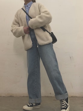 「UNIQLO（ユニクロ）のハイライズワイドストレートジーンズ（デニムパンツ）」を使った、Bibiiiiii_さん（レディース・158cm）の冬コーディネート