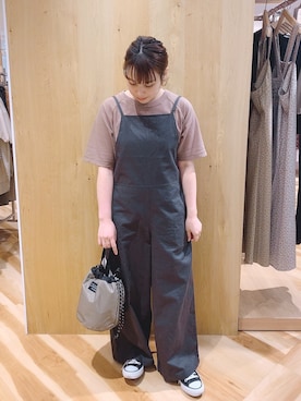 「Samansa Mos2 blue（サマンサモスモスブルー）のアイテム（オールインワン・サロペット）」を使った、yunaさん（レディース・150cm）の秋コーディネート