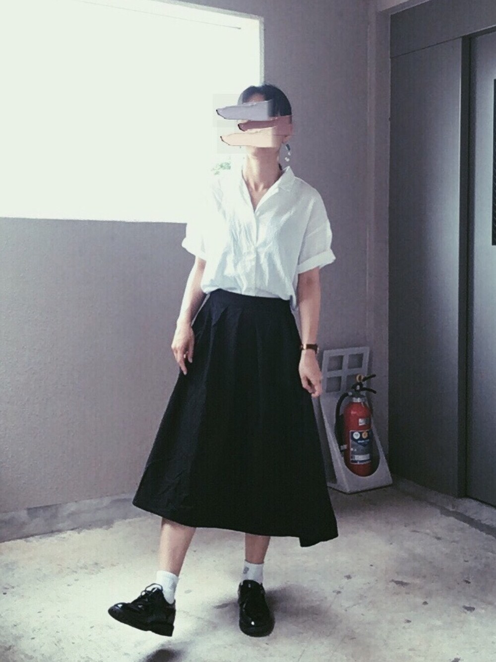 「GUのアイテム（シャツ/ブラウス、ホワイト系）」を使った、erikoさん（レディース・156cm）の夏コーディネートの1枚目の写真