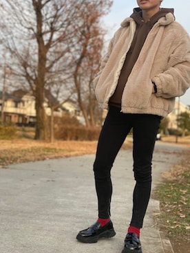 「LOOPのアイテム（トップス）」を使った、　しみーさん（メンズ・175cm）の冬コーディネート