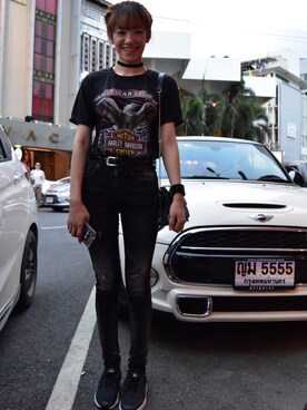 Cut Out Bangkokさんのコーディネート