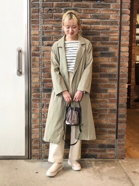 「ITEMS URBANRESEARCH（アイテムズ アーバンリサーチ）のアイテム（トレンチコート）」を使った、スズノさん（レディース・162cm）の春コーディネート
