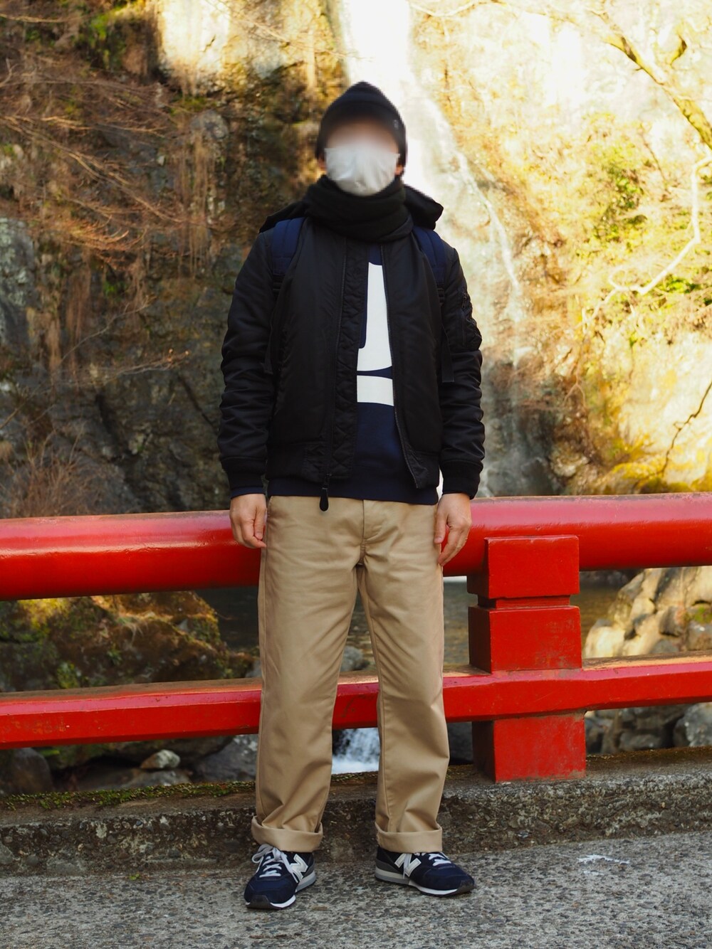 「undercover、URBAN RESEARCH DOORS、supreme、New Balance、COMME des GARCONS HOMME、N.HOOLYWOOD、PORTER、UNIQLO、MA-1、996」｜「UNDERCOVERのニットキャップ（ニットキャップ/ビーニー、ブラック系）」を使った、Fさん（メンズ・169cm）の冬コーディネートの1枚目の写真
