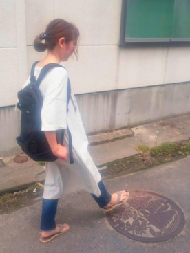 「niko and...（ニコアンド）のピグメントロゴチュニックTシャツ【niko and ...】（チュニック、ベージュ系）」を使った、chicoさん（レディース・152cm）の夏コーディネート