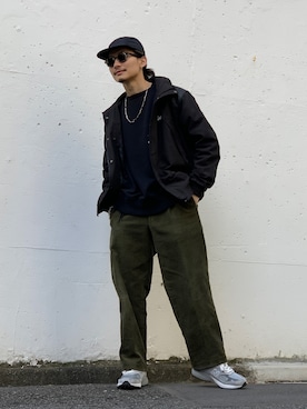 マウンテンパーカーを使った「コーデュロイパンツ」のメンズ人気