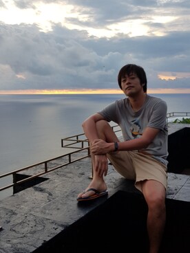 「DOLCE&GABBANA（ドルチェアンドガッバーナ）のアイテム（Tシャツ/カットソー）」を使った、Satoru Nakamuraさん（メンズ・180cm）の冬コーディネート