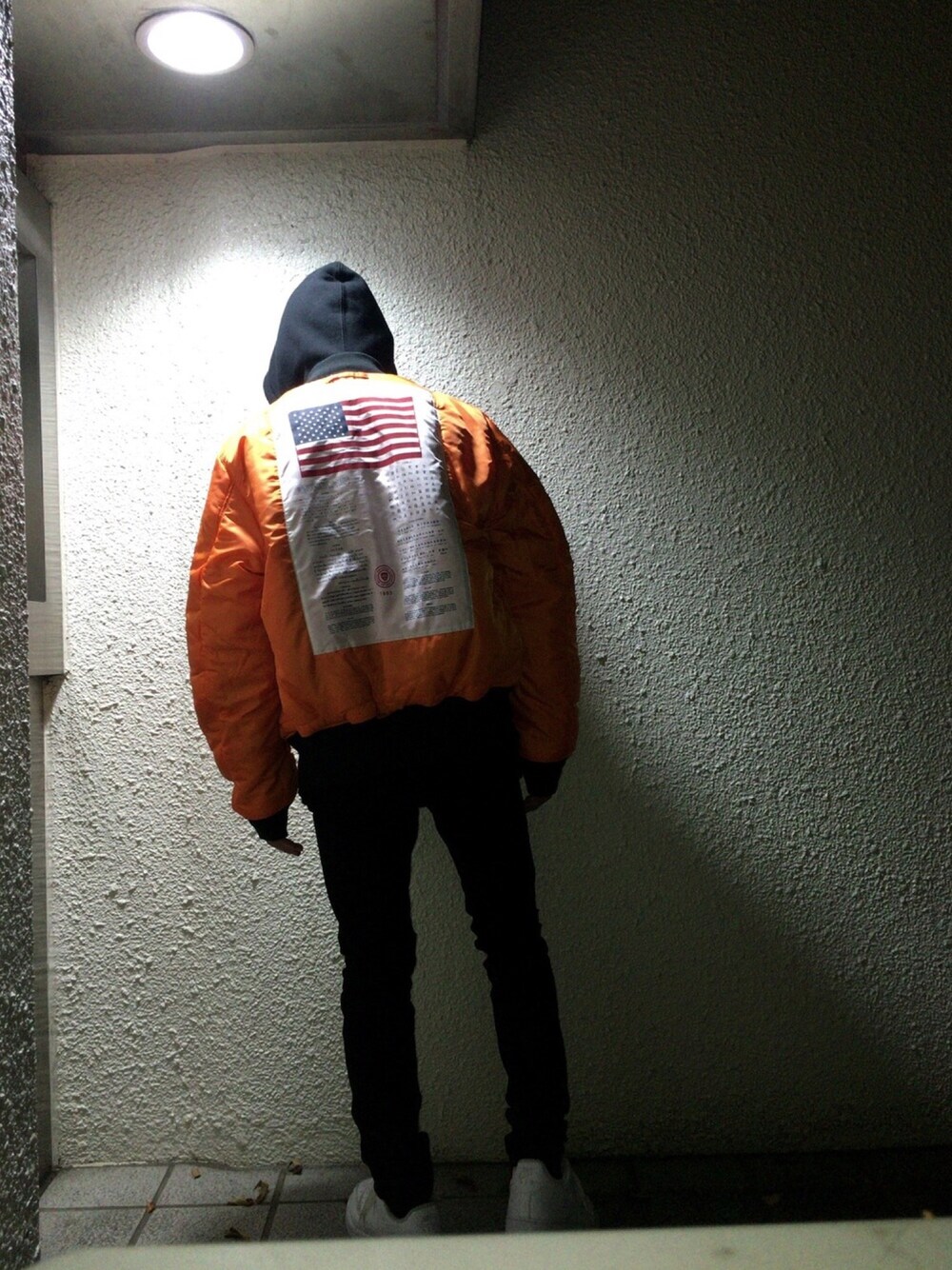 「MA-1、ストリート、alpha、airforce1、オレンジ、スキニー、stussy、NIKE」｜「STUSSYのBasic Stussy Hood（パーカー、ブラック系）」を使った、Ap_Lkさん（メンズ・158cm）の秋コーディネートの1枚目の写真