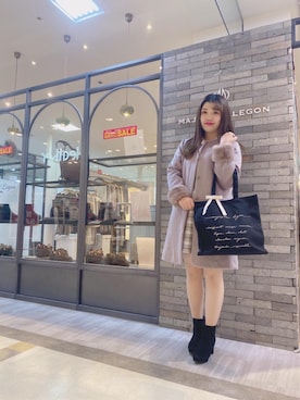 「トレンドコーデ」｜「アイテム（その他アウター）」を使った、マジェスティックレゴン河原町OPA店スタッフさん（レディース・159cm）の冬コーディネート