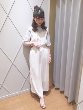 「MAJESTIC LEGON（マジェスティックレゴン）のスカラップキャミサロペット（サロペット/オーバーオール）」を使った、マジェスティックレゴン河原町OPA店スタッフさん（レディース・153cm）の夏コーディネート