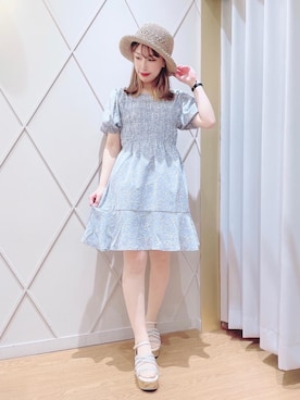 「MAJESTIC LEGON（マジェスティックレゴン）のガーリーフラワーミニワンピ（ワンピース）」を使った、マジェスティックレゴン河原町OPA店スタッフさん（レディース・158cm）の春コーディネート