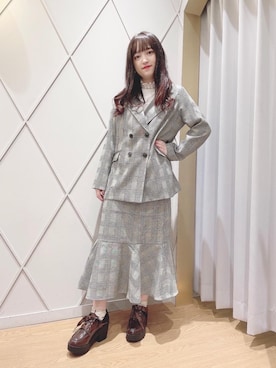 「MAJESTIC LEGON（マジェスティックレゴン）のアイテム（テーラードジャケット）」を使った、マジェスティックレゴン河原町OPA店スタッフさん（レディース・151cm）の秋コーディネート