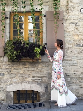 「VALENTINO（ヴァレンティノ）のアイテム（One piece dress、ホワイト系）」を使った、👻小鬼頭。Bella♥️さん（レディース・162cm）の春コーディネート