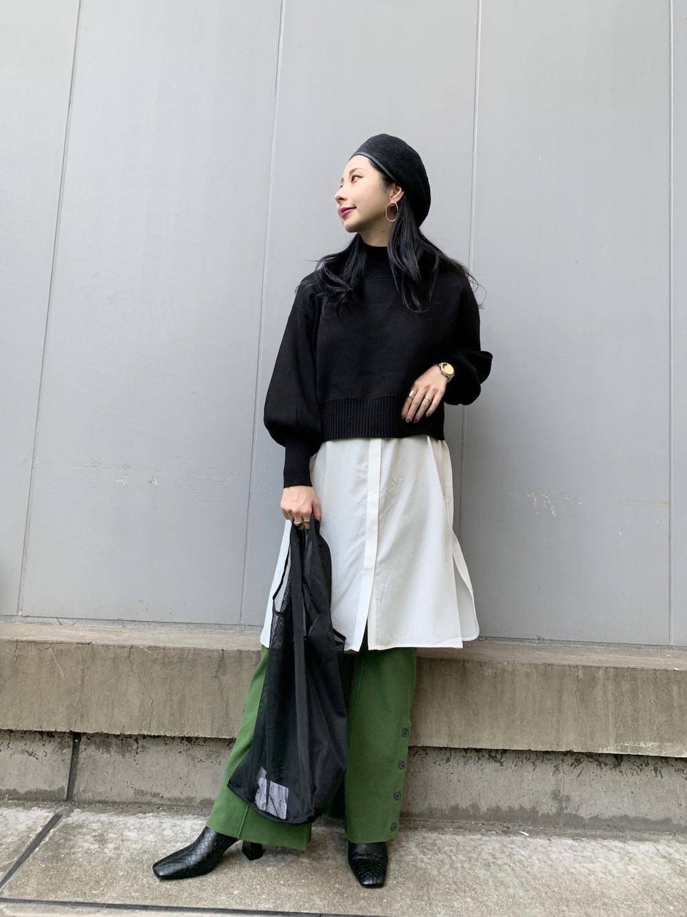 「大人カジュアル、大人女子、ラフ、キレイめ、休日スタイル、秋のコーデ、レイヤードスタイル、JEANASiS、ボリューム袖、いいね、save、フォローお願いします🤑」｜「JEANASISのWフェイスショートハイネックプルオーバー/893347（ニット/セーター、ブラック系）」を使った、せいらまんさん（レディース・165cm）の秋コーディネートの1枚目の写真