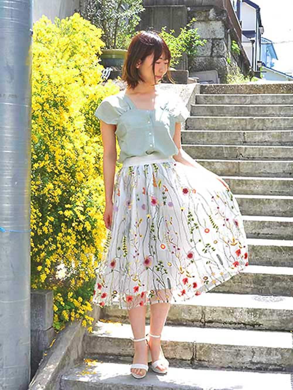 STYLEBLOCK（スタイルブロック）の「チュール花柄刺繍スカート