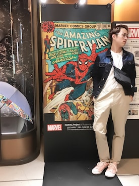 「アイテム（スニーカー、イエロー系）」を使った、SHOさん（メンズ・176cm）の春コーディネート