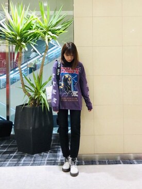 「アイテム（バックパック/リュック、シルバー系）」を使った、hiRaさん（レディース・157cm）の冬コーディネート