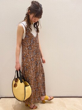 ペイズリー柄キャミワンピースを使った人気ファッションコーディネート Wear