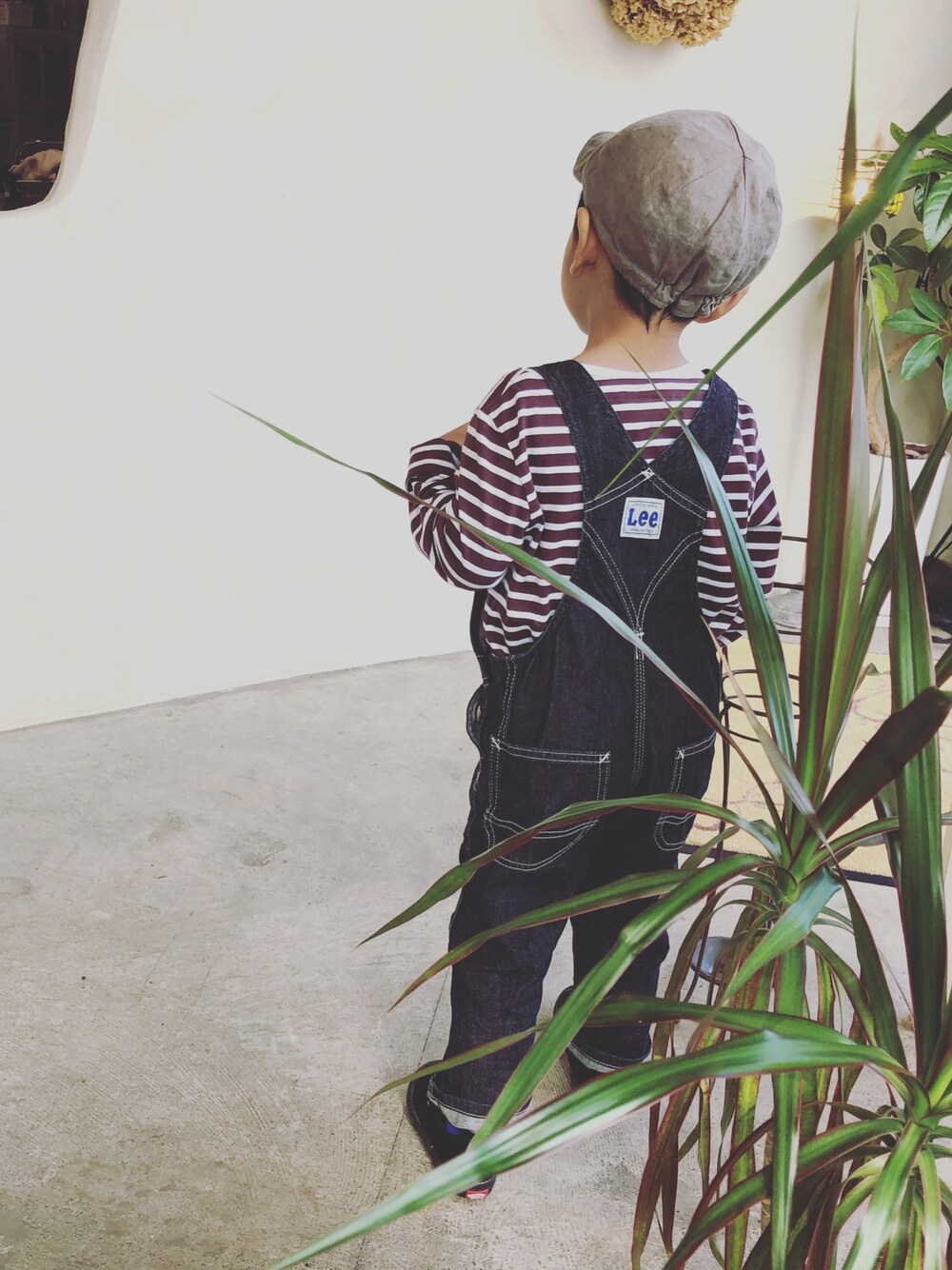 「100cm、男の子コーデ、やっぱりストリートが好き、オーセンティック」｜「GRAY LABELのアイテム（Tシャツ/カットソー、ブラウン系）」を使った、uta☺︎さん（キッズ・120cm）の秋コーディネートの1枚目の写真