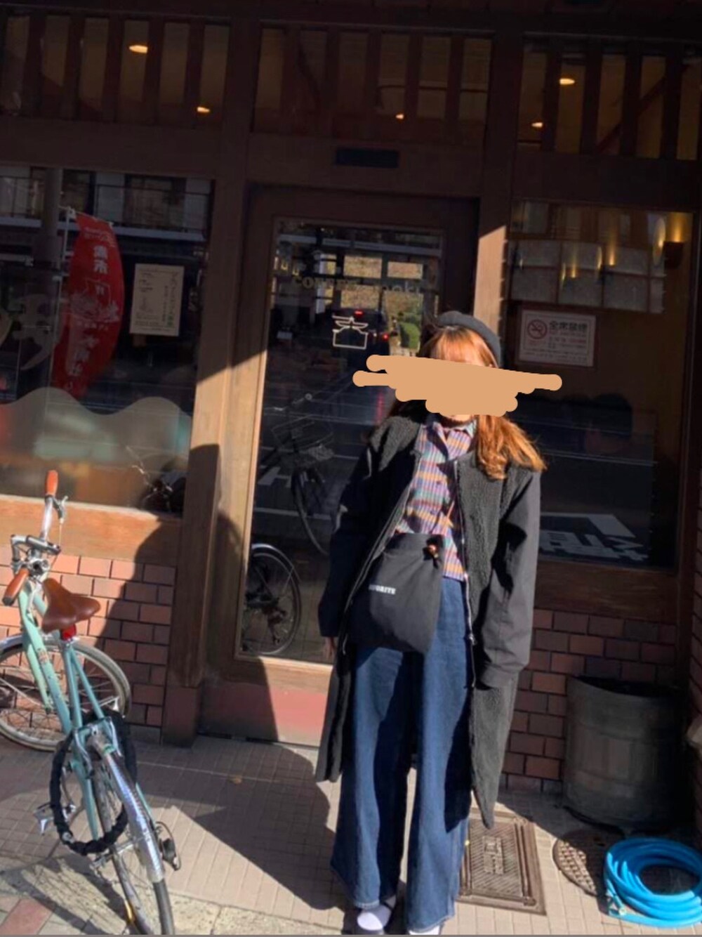 「純喫茶、バレエシューズ×ソックス、バレエシューズ、ベレー帽」｜「PAGEBOYのアイテム（デニムパンツ、ブルー系）」を使った、🌝さん（レディース・161cm）の春コーディネートの1枚目の写真