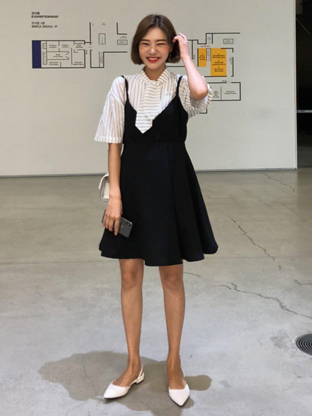 「ワンピース、ストライプ、スカーフ、大人カジュアル、デート、きれいめカジュアル、ootd、daily look、韓国ブランド、韓国ファッション」｜「チューリップビスチェOPS （ワンピース、ブラック系）」を使った、luvluvme.jpさん（レディース・166cm）の夏コーディネートの1枚目の写真