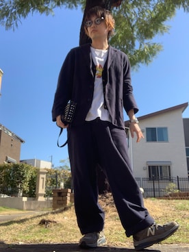 「COMOLI（コモリ）のアイテム（セットアップ）」を使った、moto miniさん（メンズ・171cm）の春コーディネート