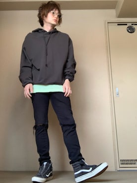 「nonnative（ノンネイティブ）のアイテム（スニーカー）」を使った、moto miniさん（メンズ・171cm）の春コーディネート