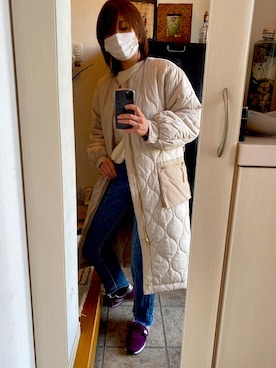 「select MOCA（セレクトモカ）の【GISELe4月号掲載】【GISELe12月号掲載】センタープレスストレートヘムラインカットオフダメージ加工デニム（デニムパンツ）」を使った、ommiさん（レディース・160cm）の冬コーディネート