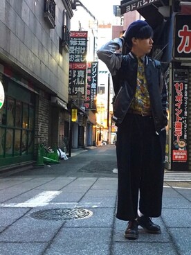 「黒リュック」｜「アイテム（ブルゾン）」を使った、しゆうさん（メンズ・168cm）の冬コーディネート
