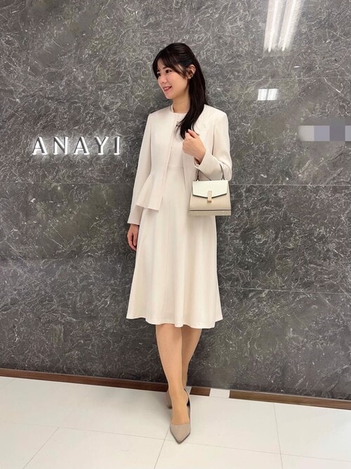 ANAYI（アナイ）の「トリアセテートサテンフレアジャケット