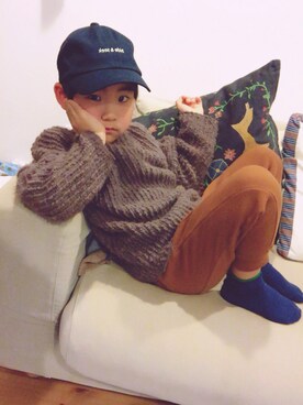 「韓国のアイテム（ニット/セーター、ブラウン系）」を使った、so_uさん（キッズ・124cm）の冬コーディネート