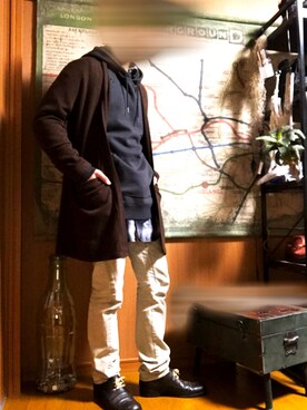 「ロングカーディガン」｜りぷぷさん（メンズ・175cm・20代）の冬コーディネート