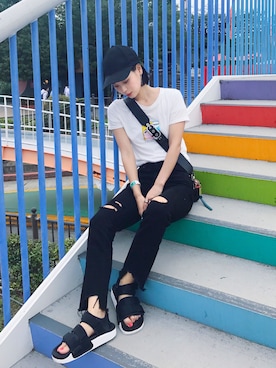 「730（ナナサンマル）のアイテム」を使った、ARISAさん（レディース・157cm）の夏コーディネート