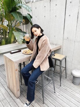 「フレアデニム」｜ARISAさん（レディース・157cm）の冬コーディネート