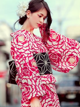 「アイテム（水着/着物・浴衣、レッド系）」を使った、アンココンさん（レディース・162cm）の秋コーディネート