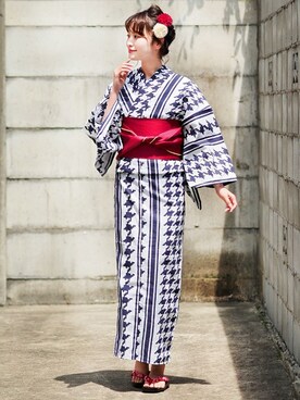 「モダン」｜「アイテム（浴衣）」を使った、アンココンさん（レディース・160cm）の夏コーディネート