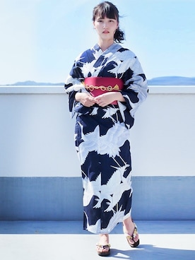「モダン」｜「アイテム（浴衣）」を使った、アンココンさん（レディース・166cm）の夏コーディネート