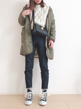 「CONVERSE（コンバース）のCONVERSE ALL STAR　ハイカットスニーカー（スニーカー）」を使った、MIKUさん（レディース・158cm）の冬コーディネート