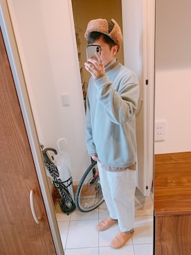 「AUTTAA（アウッタ）のAUTTAA ルームシューズ（その他シューズ）」を使った、むーさん（メンズ・176cm）の冬コーディネート