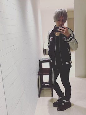 「アイテム（その他アウター）」を使った、うしまるさん（メンズ・172cm・20代）の秋コーディネート